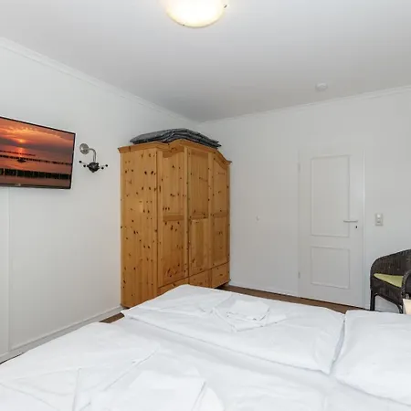 Wald Ost Zentral Balkon Strandnah Ostseebad Kühlungsborn