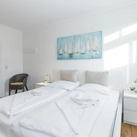 Wald Ost Zentral Balkon Strandnah * Ostseebad Kühlungsborn