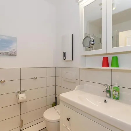 Wald Ost Zentral Balkon Strandnah Apartmán