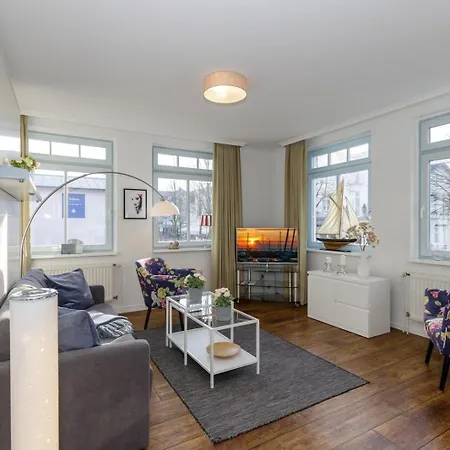 Wald Ost Zentral Balkon Strandnah Apartmán