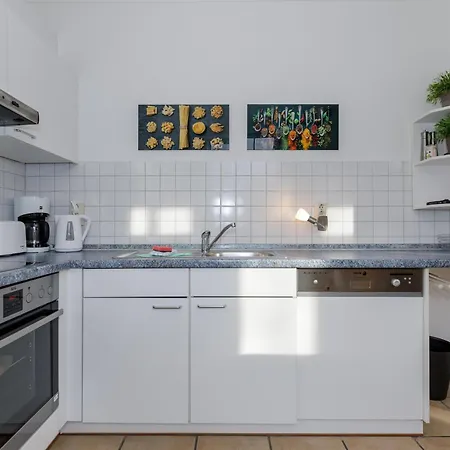 Wald Ost Zentral Balkon Strandnah * Ostseebad Kühlungsborn